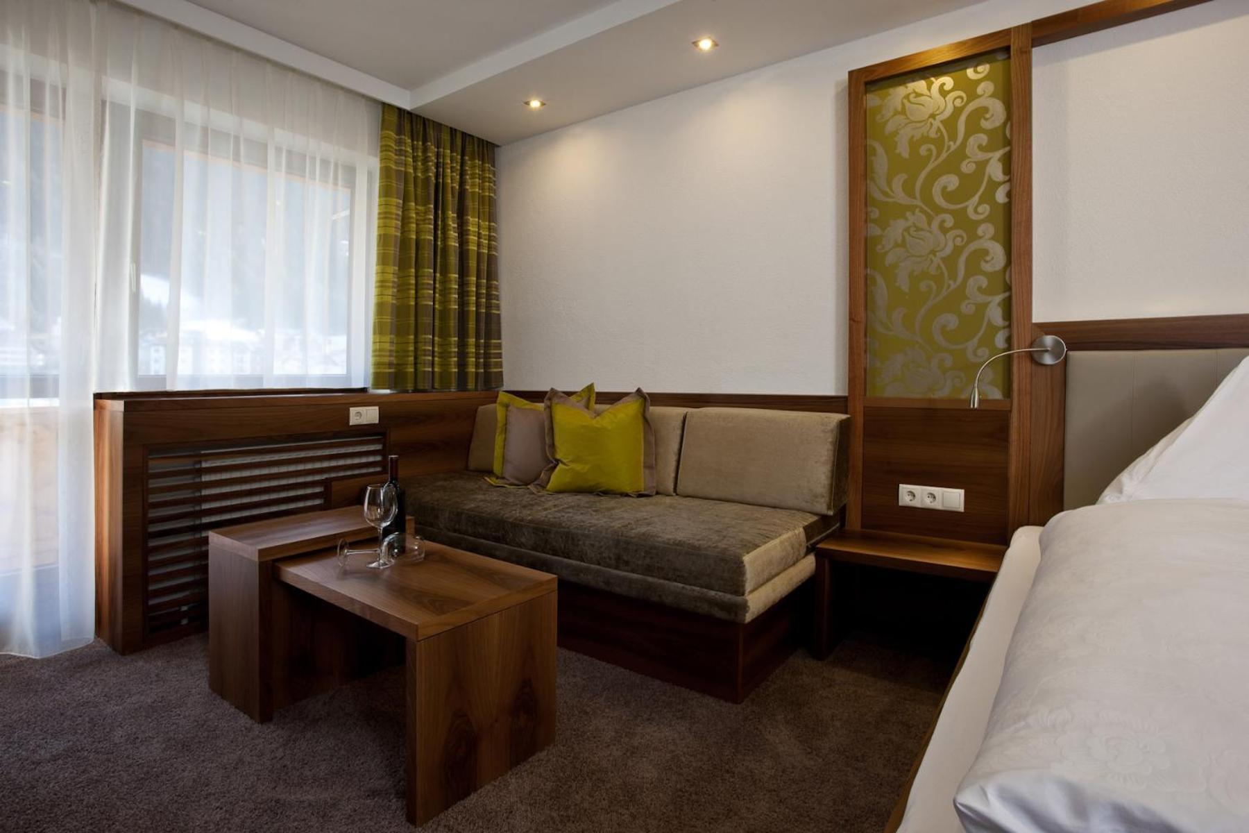 Hotel Garni Mirabell Ишгль Экстерьер фото