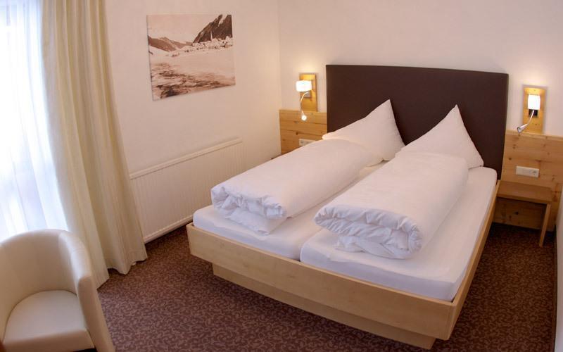 Hotel Garni Mirabell Ишгль Экстерьер фото